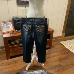 Crop pants ladies size 10 average